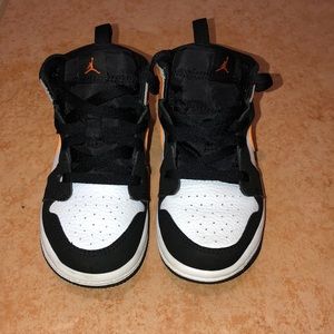 Nike Jordan 1s 9c